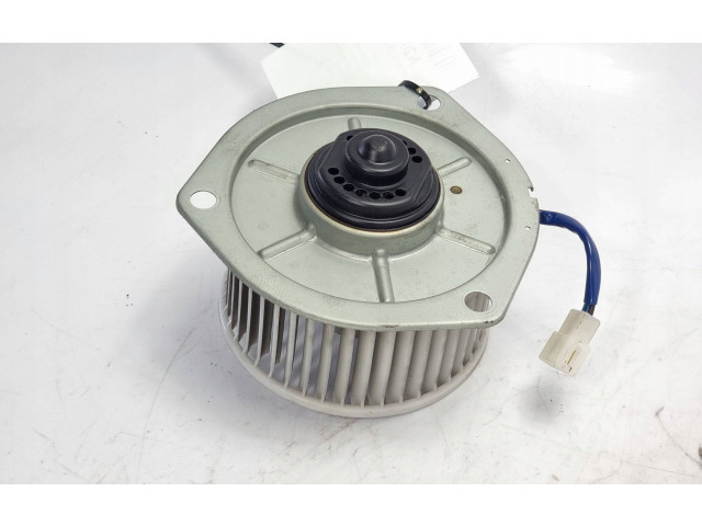 Вентилятор печки       Mitsubishi Pajero