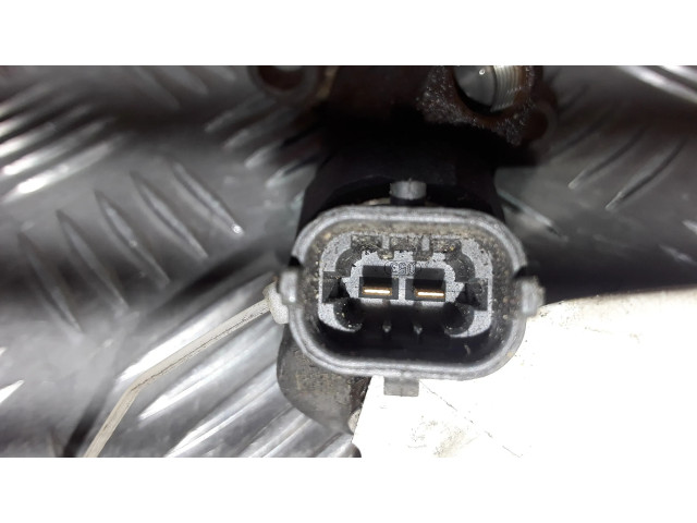 Vstřikovač 044511036 Ford Focus C-MAX pro naftový motor 1.6