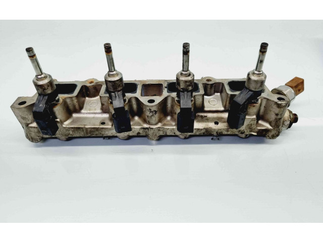 Топливная рампа OEM Volkswagen Golf VI