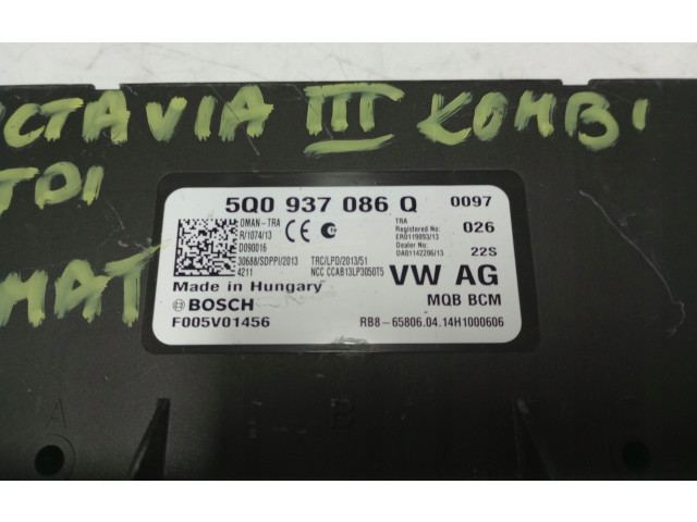 Блок комфорта 5Q0937086Q Skoda Octavia Mk3 (5E)