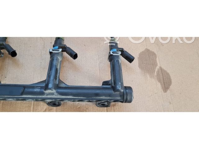 Vstřikovací lišta A4660710   Audi A7 S7 4G     