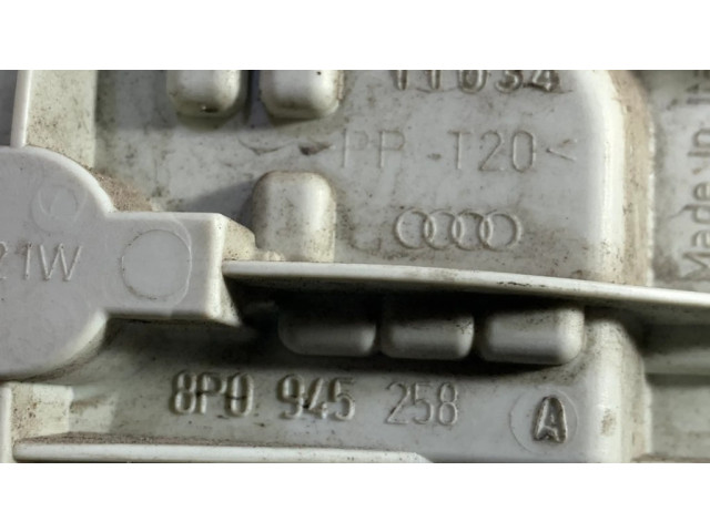 Задний фонарь 8P0945096A, 8P0945258A Audi A3 S3 8P 2003-2012 года