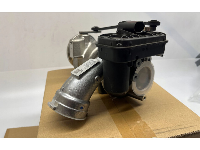 Турбина Нагнетатель Audi A3 S3 8L 05E145701K, 05E.145.701K