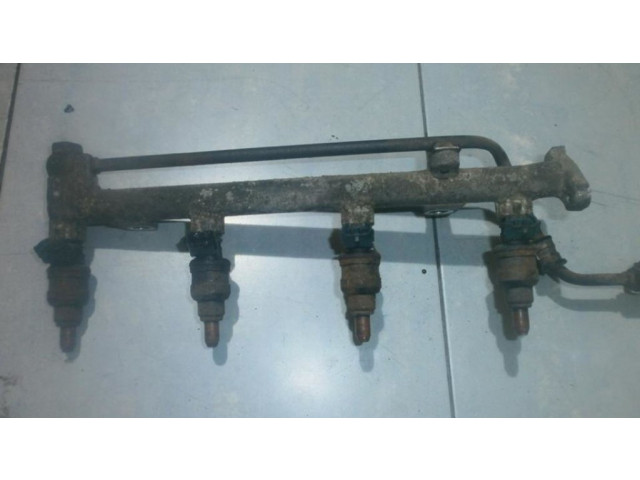 Vstřikovací lišta INP480 Mazda MX-6 pro benzínový motor 2.0