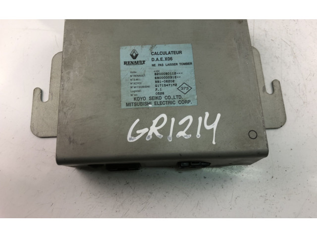 Блок управления 8200090112 Renault Twingo I