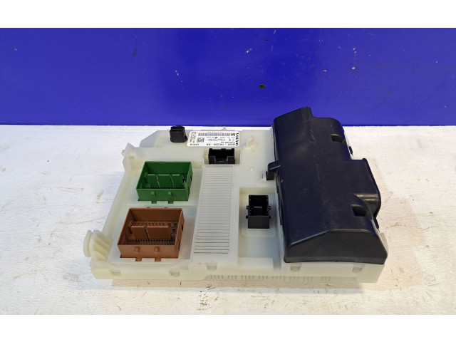 Блок предохранителей 31327995, BG9T14C256HA Volvo S60