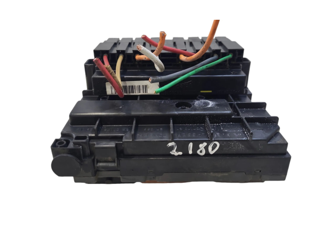 Блок предохранителей 9667044980   Peugeot 5008    