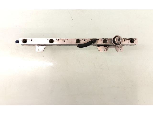 Топливная рампа 9202710, 1341146 Volvo S60 для двигателя B5234T3