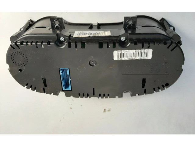 Блок предохранителей  5C6920972A   Volkswagen Jetta VI    