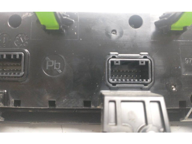 Блок управления климат-контролем 97250J7201   KIA Xceed