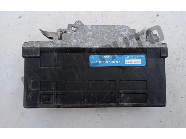 Блок управления двигателя 0265101018   Mercedes-Benz 190 W201