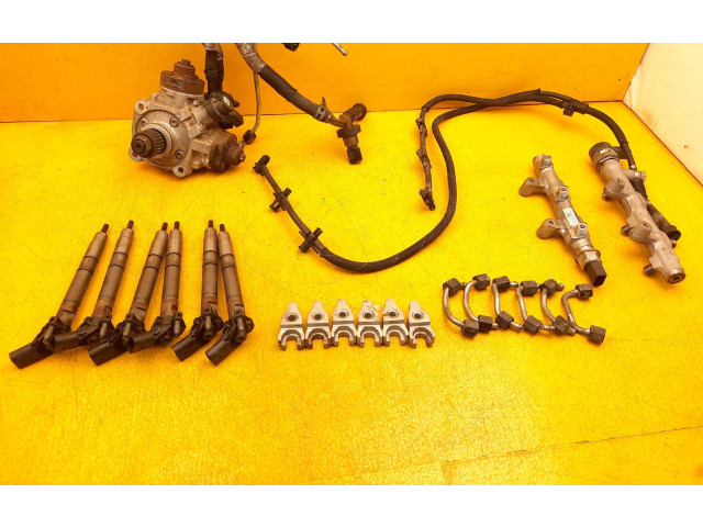 Форсунка 05913027CR, 059130089CS Audi A7 S7 4G Crt