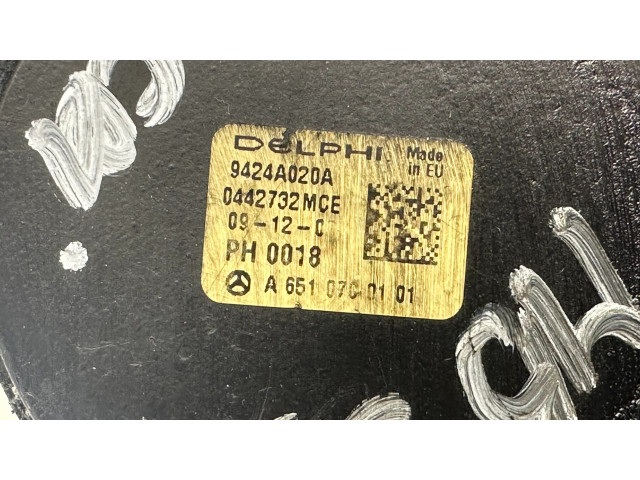 Vstřikovač A6510700101, 9424A020A Mercedes-Benz E W212 pro naftový motor 2.2