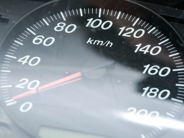 Панель приборов 157510-0390   Mazda MPV II LW       