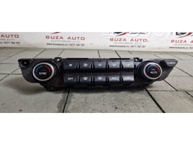 Блок управления климат-контролем    KIA Sportage