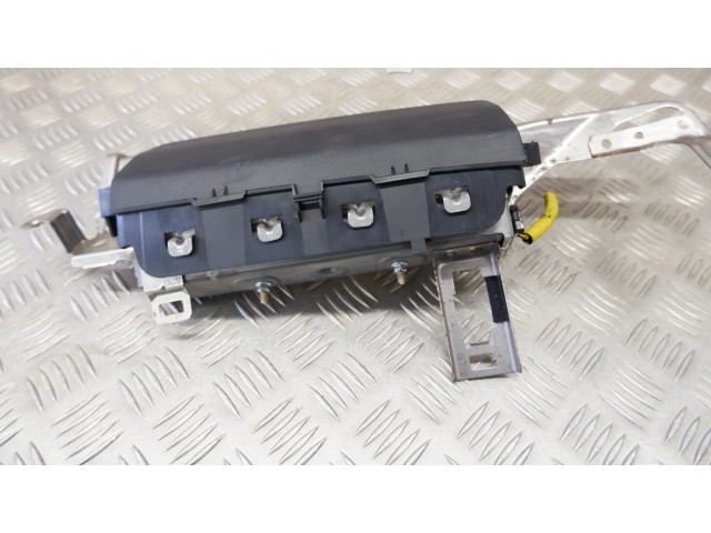 Подушка безопасности для колен Lexus IS III XE30