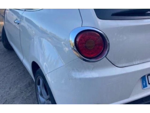 Zpětné zrcátko  Alfa Romeo Mito 2011  156106550  