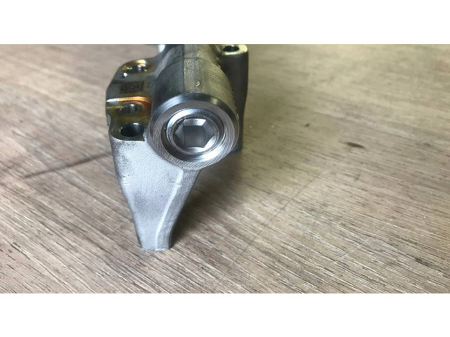 Vstřikovací lišta 14018510 BMW X1 F48 F49 pro naftový motor 2.0