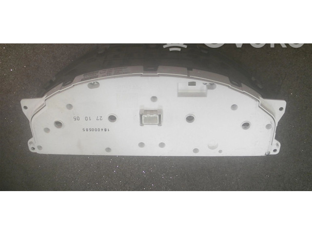 Панель приборов 30746097, 8602882 Volvo V70