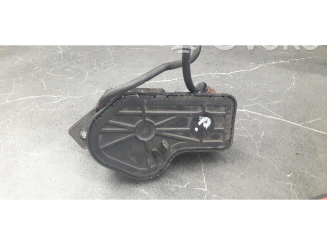 Моторчик дворников Volvo C70