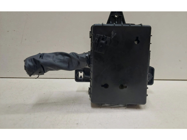 Блок предохранителей 8211008000 SsangYong Rexton