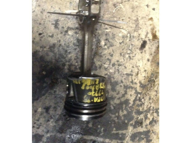 Поршень с шатуном Fiat Idea