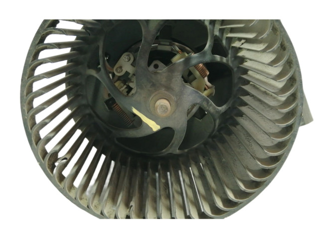 Вентилятор печки 1J1819021A Volkswagen Golf SportWagen