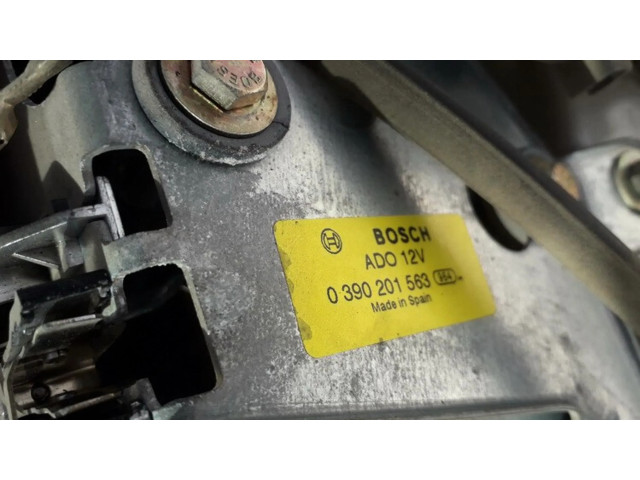 Моторчик заднего дворника 0390201563    Mercedes-Benz E W210