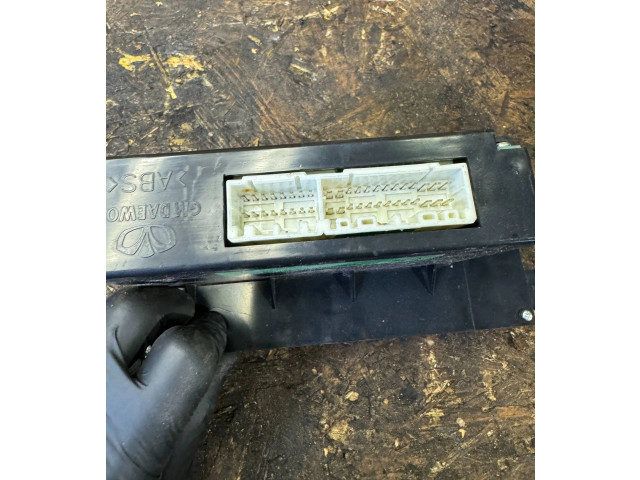 Блок управления климат-контролем DDC12V, D8J100421092 Chevrolet Captiva