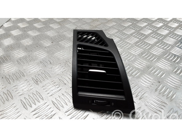 Боковая воздушная решётка