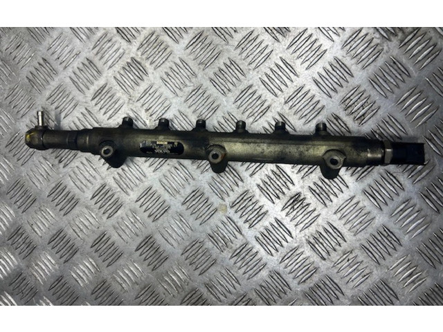 Топливная рампа 30622085, 0445215015   Volvo XC90  