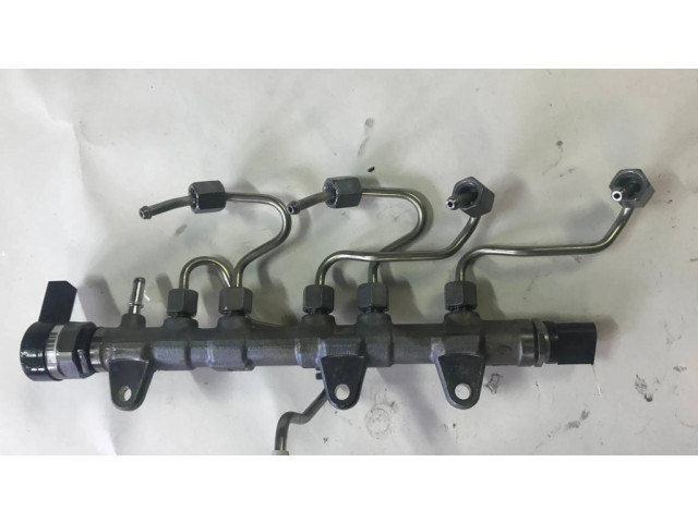 Топливная трубка (трубки)