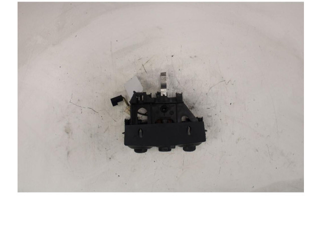 Блок управления климат-контролем    Fiat Punto (176)