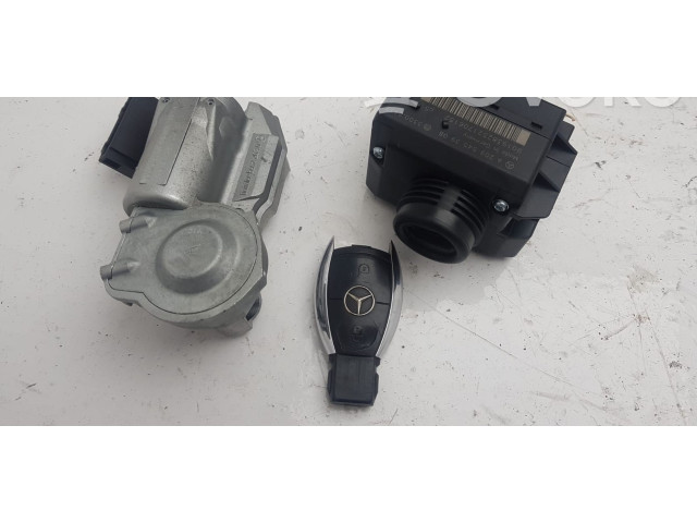 Комплект блоков управления    Mercedes-Benz C W204