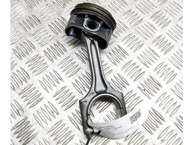 Поршень 32213692, 31401957 Volvo XC40