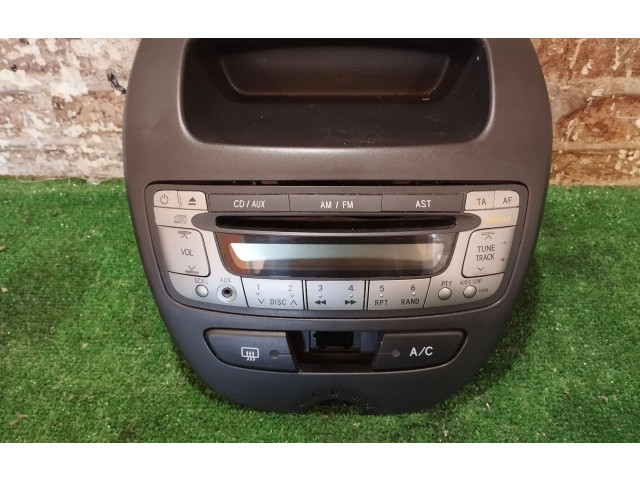 Поршень Радио/ проигрыватель CD/DVD / навигация    Peugeot 107  