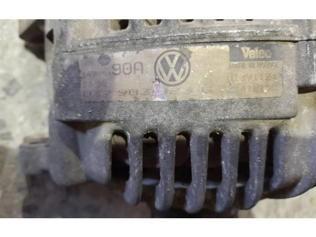 Генератор 037903   Volkswagen Polo      