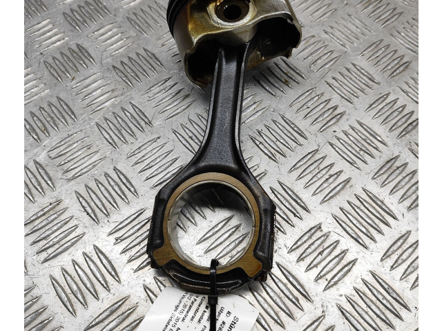  Поршень  A2780302317, A2780300620  Mercedes-Benz GL X166  