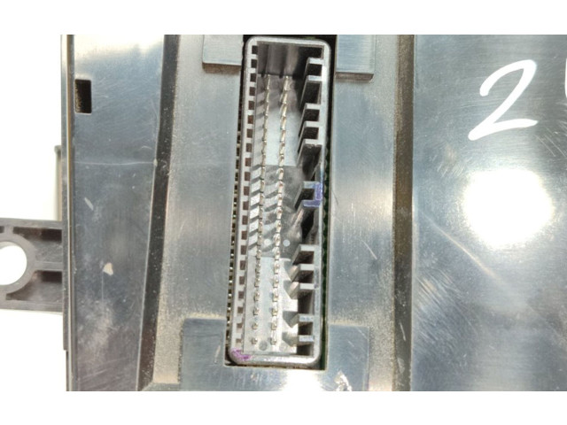 Блок управления климат-контролем 6872035200   SsangYong Tivoli