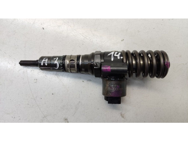 Vstřikovač 03G130073, 03G130073G Audi A3 S3 8P pro naftový motor 2.0 BKD