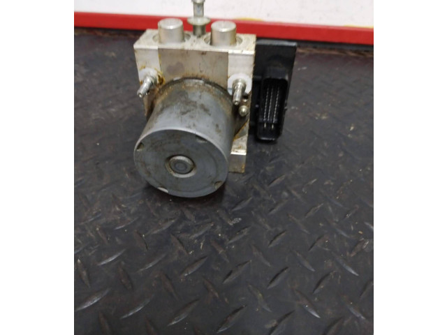 Блок АБС 15905732 Chevrolet Suburban - года