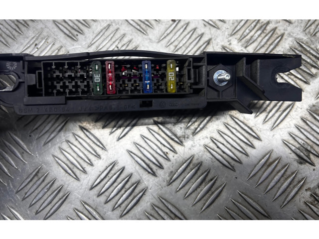 Pojistková skříňka 4F0941824F Audi A8 S8 D3 4E 2004