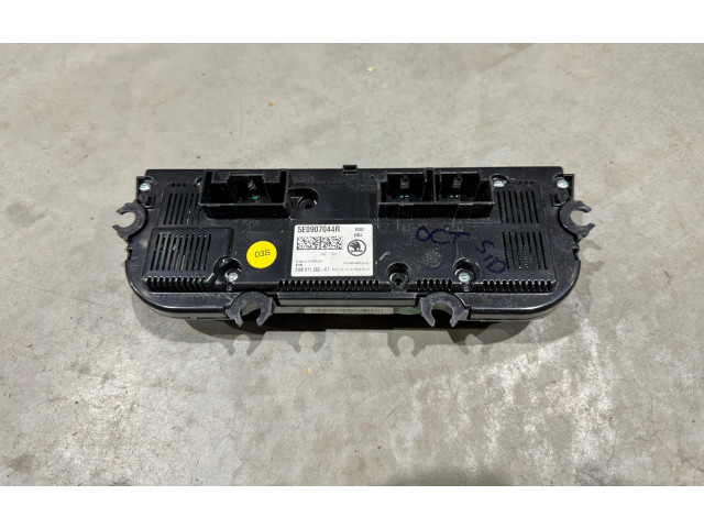 Блок управления климат-контролем 5E0907044R, 5HB01128261   Skoda Octavia Mk3 (5E)