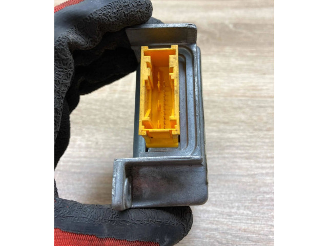 Блок подушек безопасности 90481746, 5WK4090   Opel Tigra A