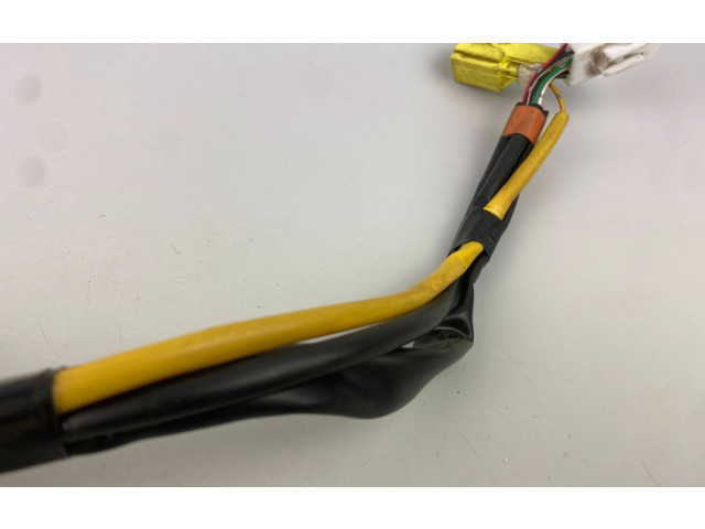 Подрулевой шлейф SRS    Subaru Forester SG