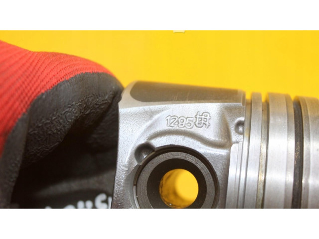 Поршень с шатуном 074132 Citroen C3