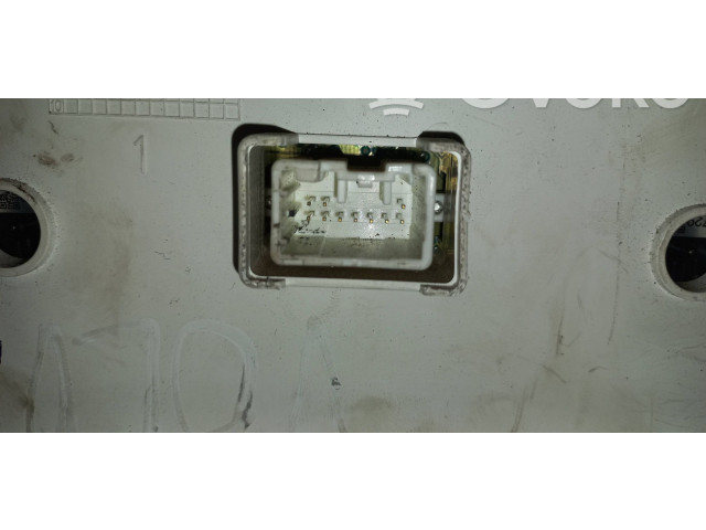 Панель приборов 30746112, 8602886 Volvo V70