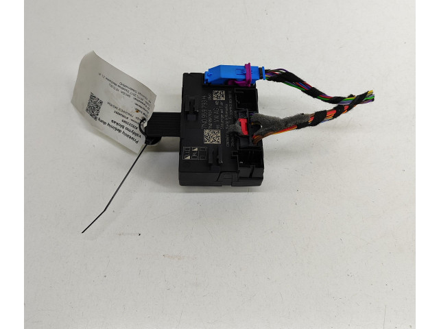 Блок управления дверью 7N0959793H, 7N0959793F Skoda Yeti (5L)