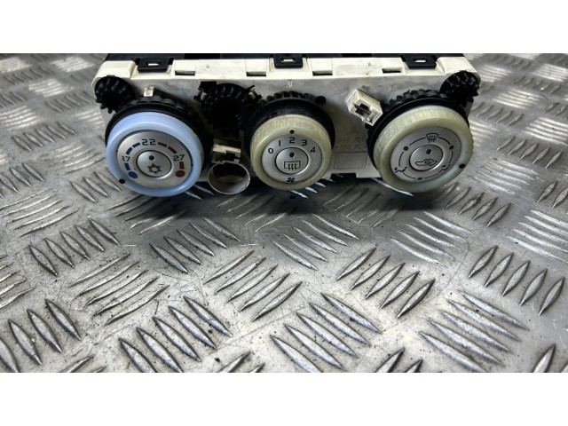 Блок управления климат-контролем 69667016   Mitsubishi Colt