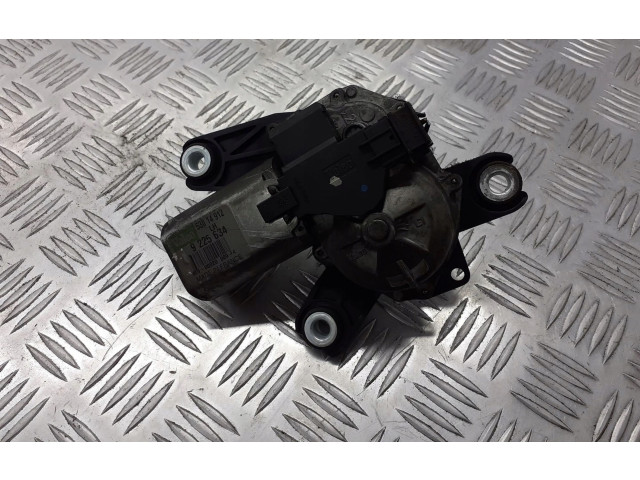 Моторчик дворников 9225634 Opel Combo C